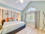 Upstairs Guest Bedroom with King Bed at 16 Sea Oak Lane